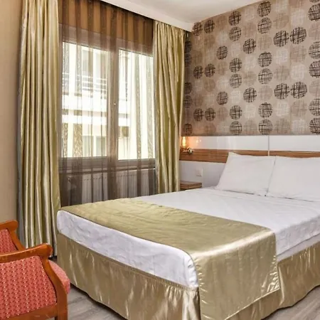 Acem Hotel 2*