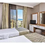 Acem Hotel Ayvalı