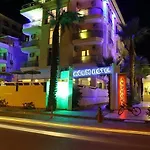 Acem Hotel 2*