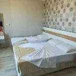 Acem Hotel