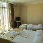 Hotel Acem 2*